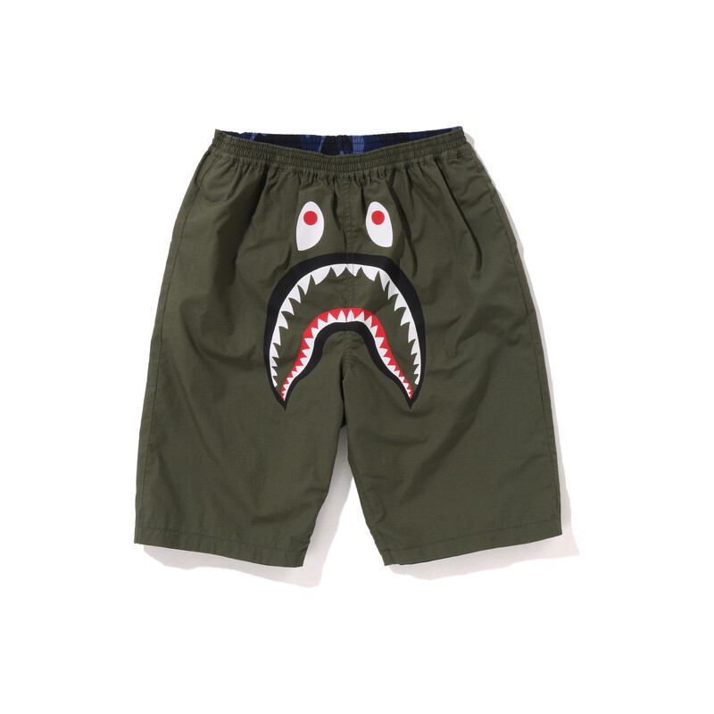 

Дети Шорты A Bathing Ape, красный