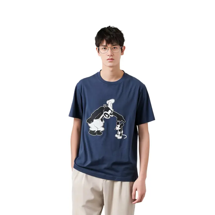 Футболка Disney X Disney Co-brand, унисекс, темно-синяя Uniqlo, синий — фото 4