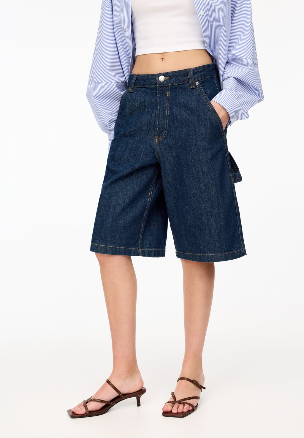 

Джинсовые шорты CARPENTER PULL&BEAR, темно-синий