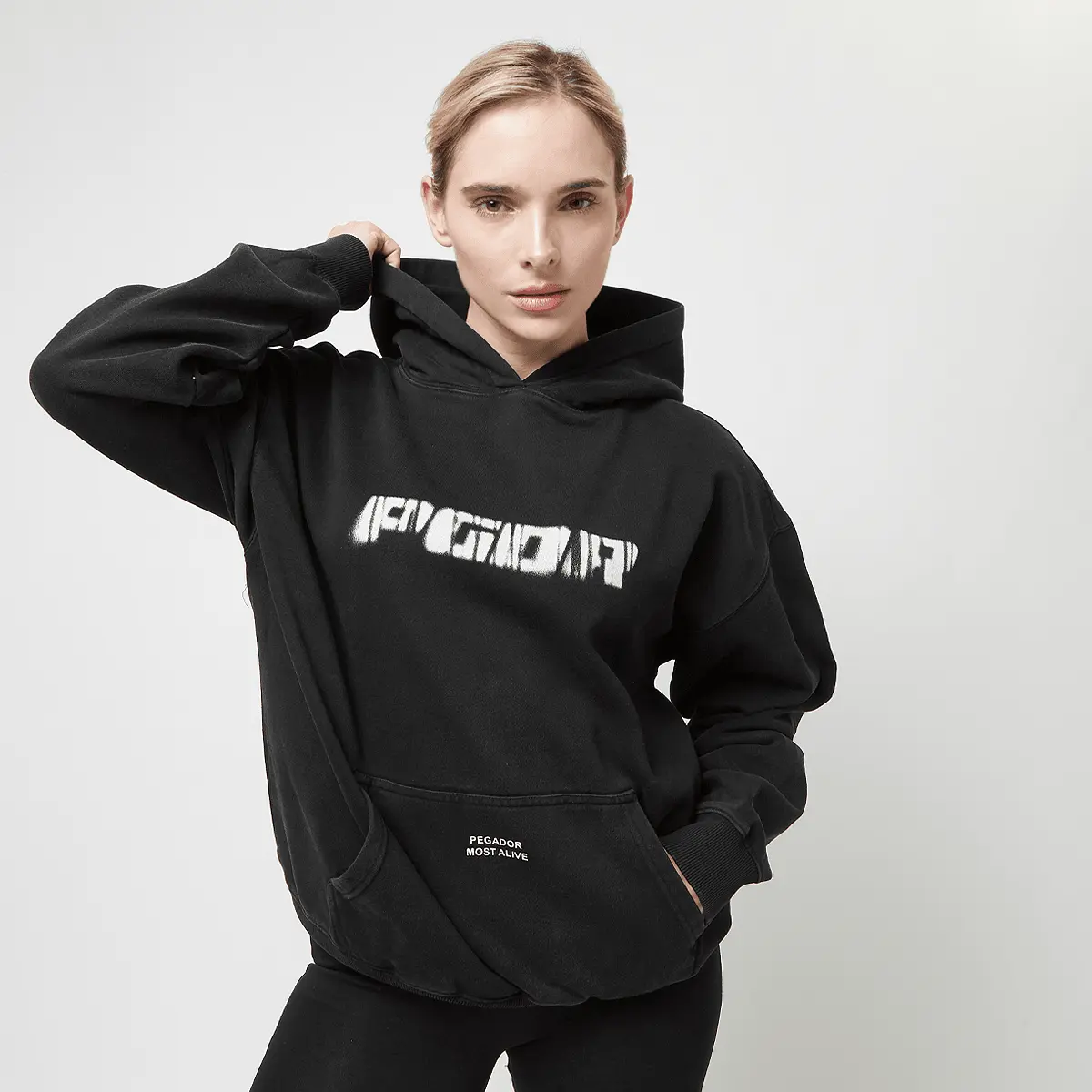 

Худи Pegador Suta Oversized, черно-белый