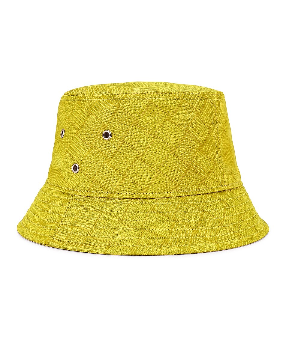 

Шапка Bottega Veneta, цвет Kiwi