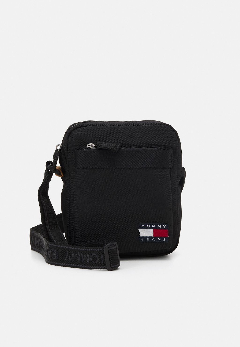 

Сумка через плечо ESSENTIAL DAILY REPORTER UNISEX Tommy Jeans, черный