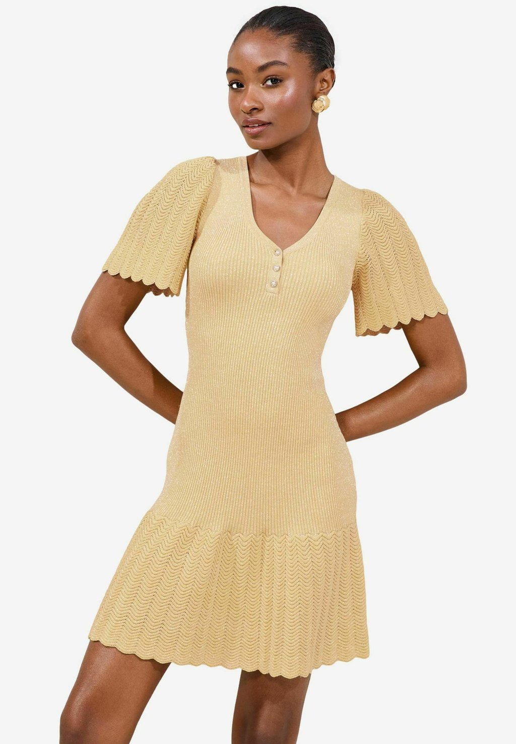 

Платье-джемпер METALLIC SPARKLE V-NECK FLUTE SLEEVE Lipsy, желтый