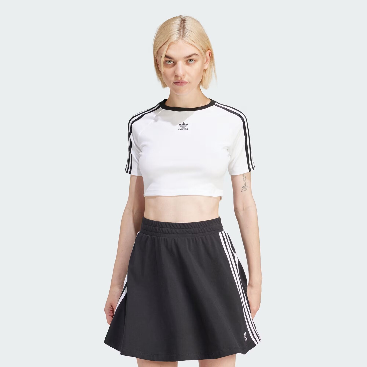 

Детская футболка с 3 полосками Adidas, цвет White