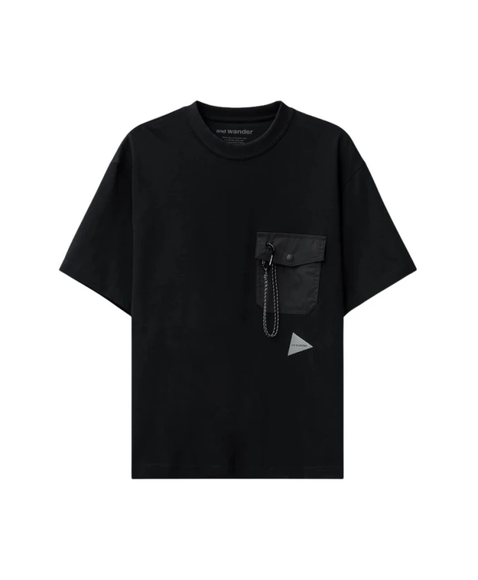 

Футболка для приключений с карманом для карабина And Wander, черный