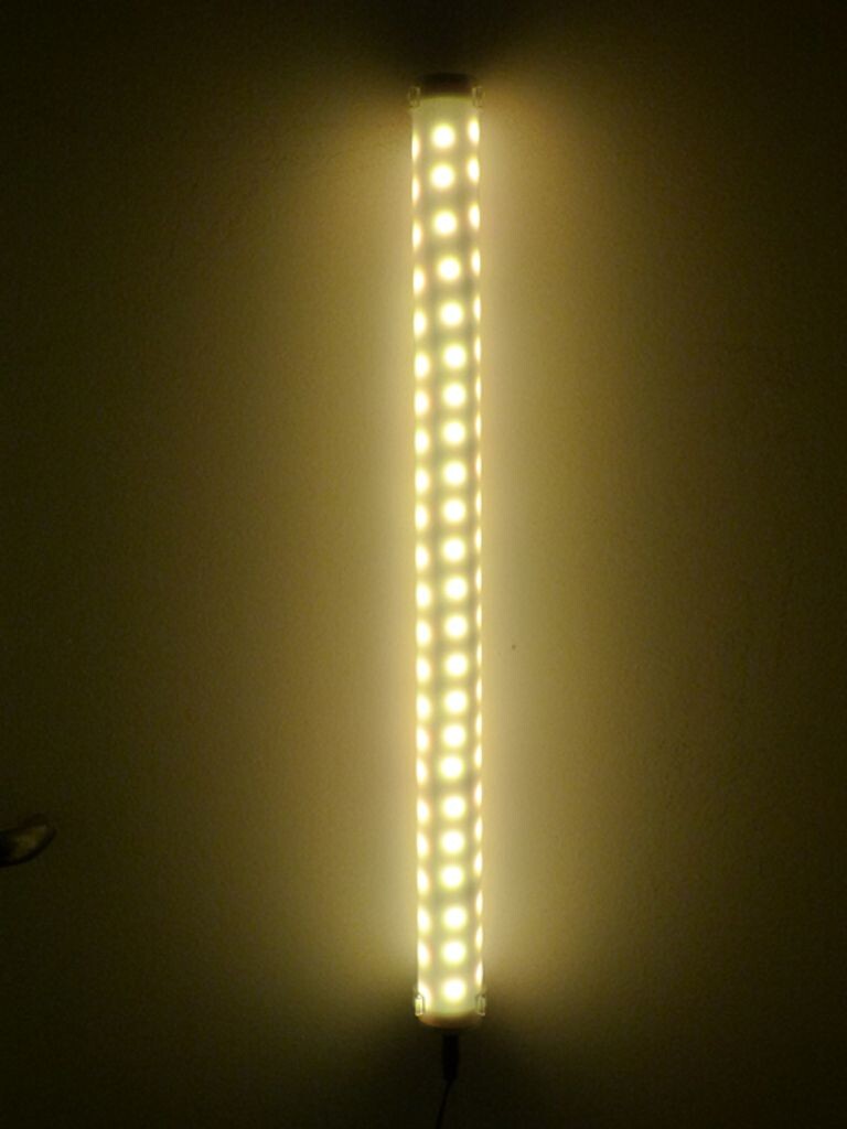 

7437 LED VISION Point 1,00 м + блок питания желтый монохромный Xenon