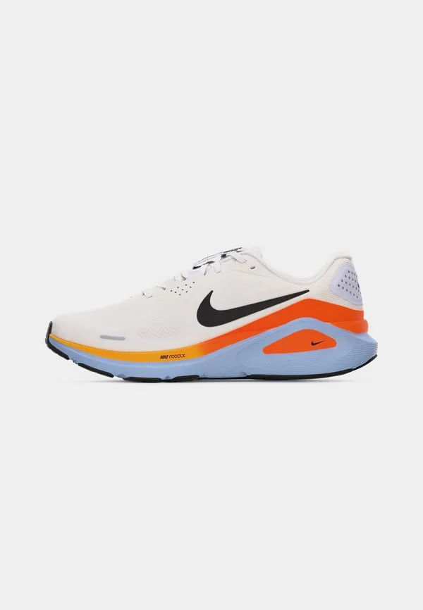 Беговые кроссовки structure 26 Nike Performance, White/Black/Hydrogen Blue/Total Orange/Laser Orange — фото 2