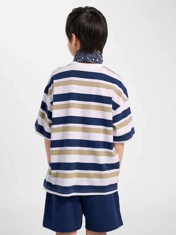Футболка Hummel Hmljr silly s/s boxy stripe print t-shirt, средневековый синий — фото 3