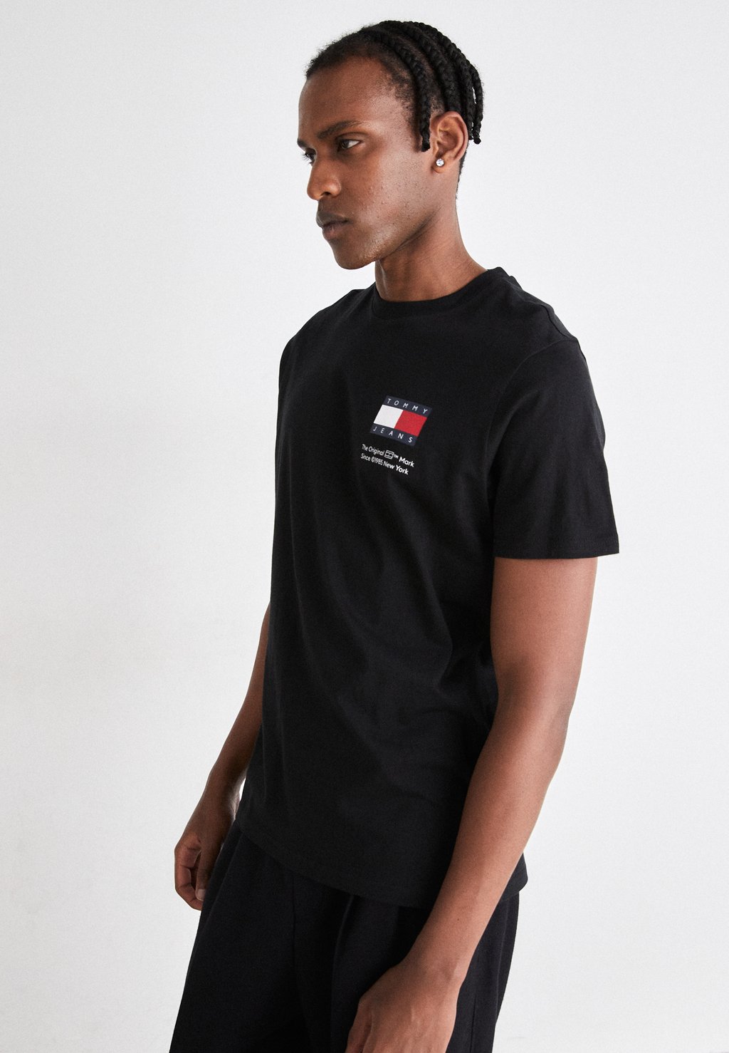 

Футболка с принтом SLIM ESSENTIAL FLAG TEE Tommy Jeans, черный