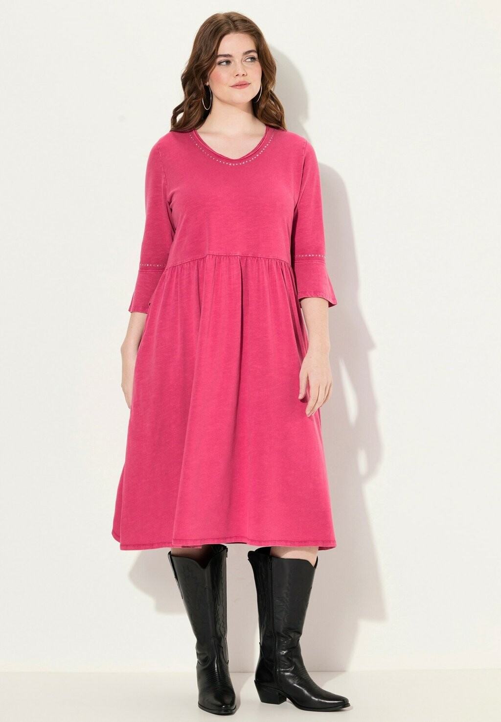 

Платье из джерси RHINESTONE DETAIL 3/4 SLEEVE Ulla Popken, цвет Mottled Light Pink