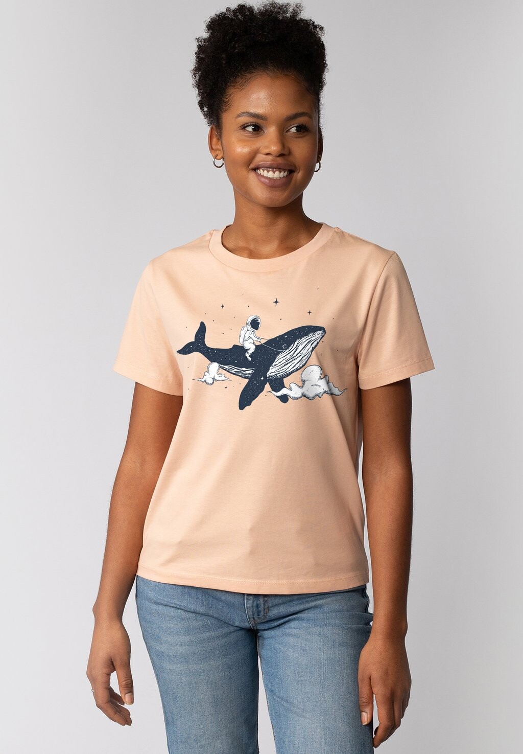 

Футболка с принтом SPACEWHALE watapparel, светло-розовый
