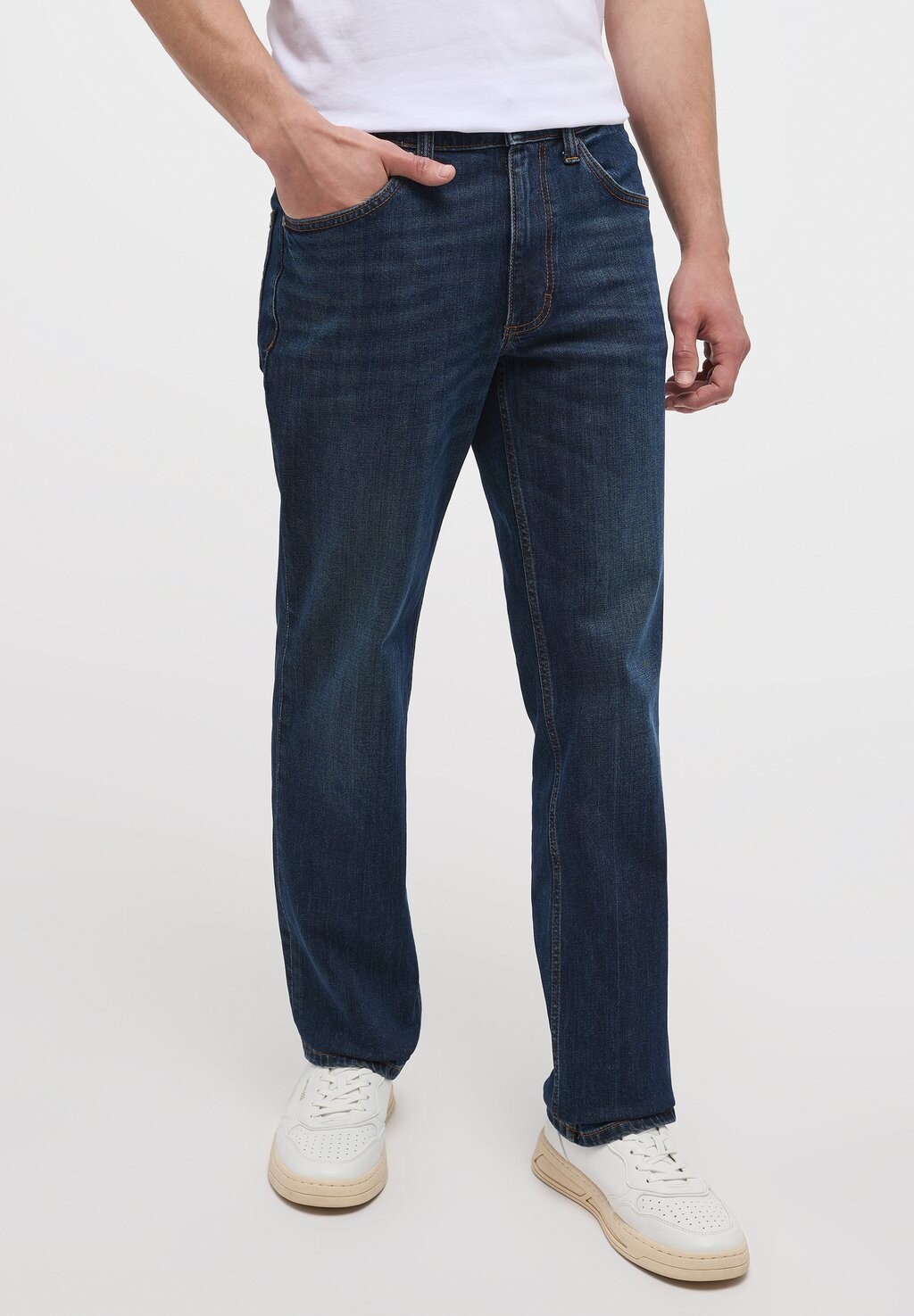 

Джинсы Tapered Fit STYLE TRAMPER Mustang, цвет blau