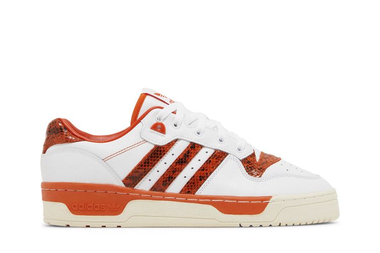 Кроссовки adidas Rivalry Low 'Orange Snakeskin', белый — фото 2