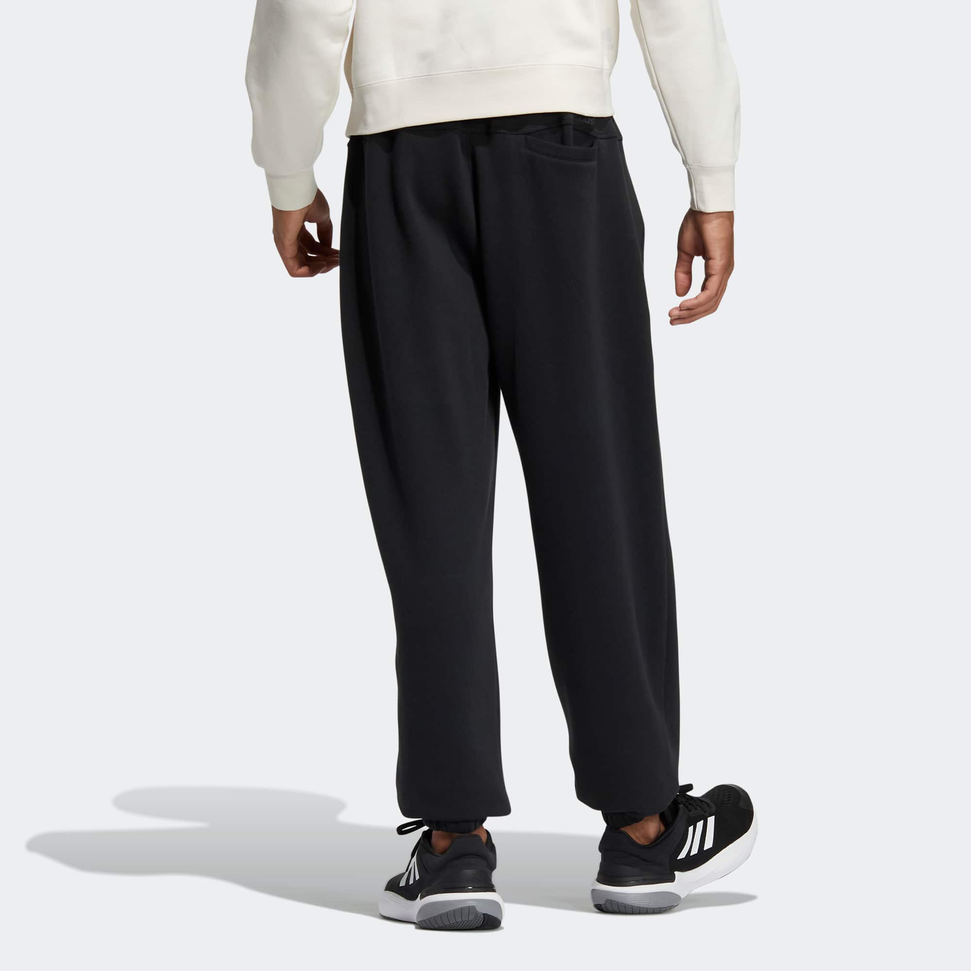 Спортивные брюки adidas Letter Pants Logo IB2768, черный — фото 3