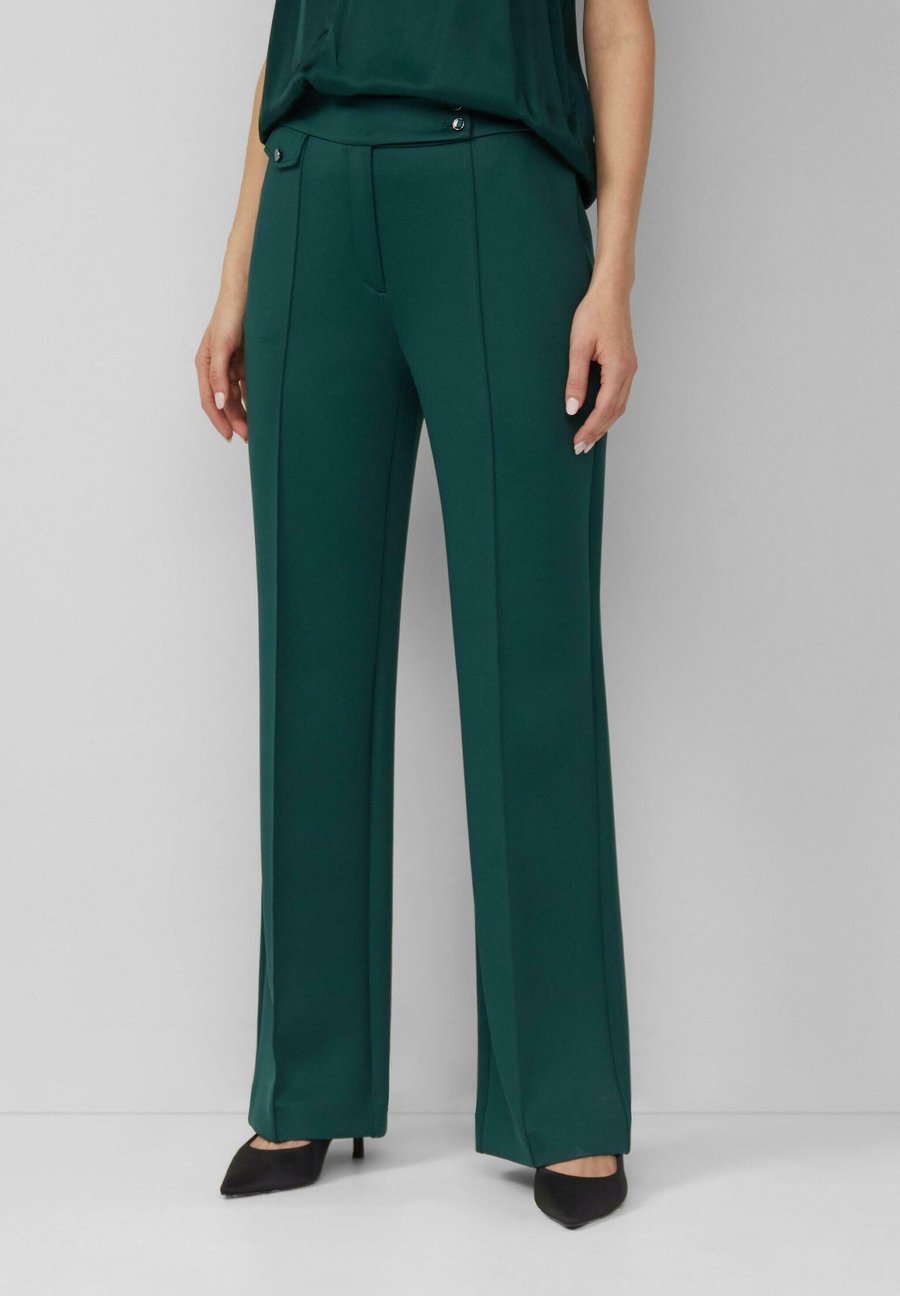 

Брюки s.Oliver Trousers, Tannengrün/Evergreen