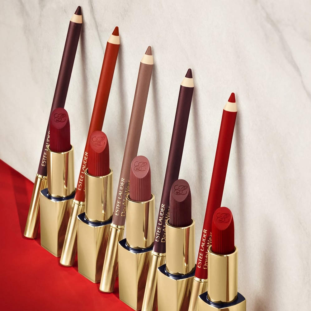 Стойкая помада чистого цвета с блестками Estée Lauder, atspalvis angel lips 3,5 гр — фото 4