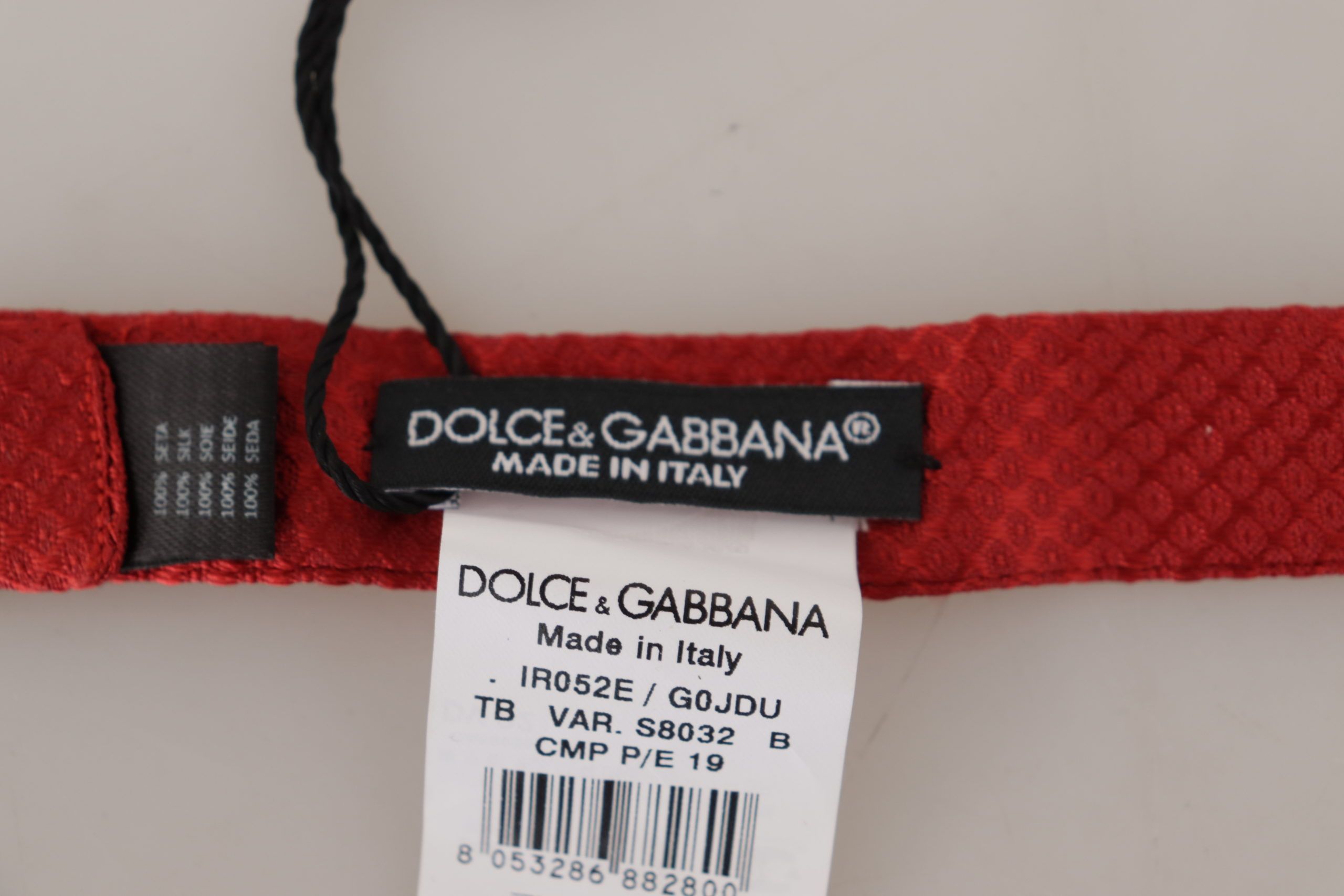 Элегантный красный шелковый галстук-бабочка Dolce & Gabbana — фото 4