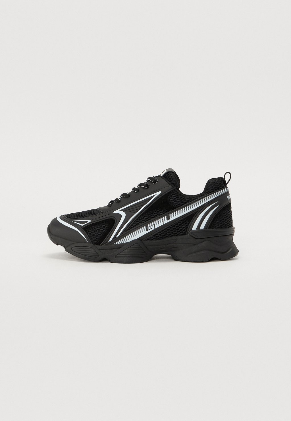 

Кроссовки SPEEDOMETER Steve Madden, черный