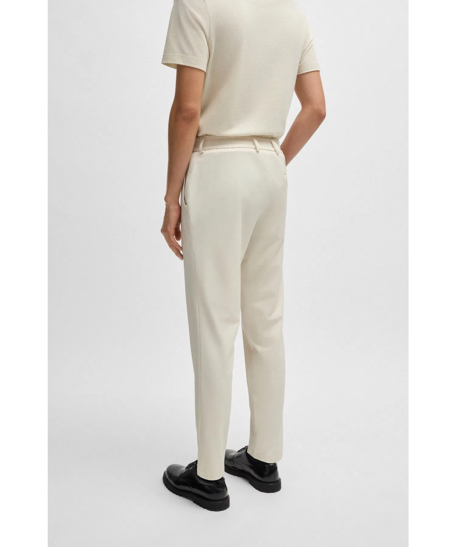 Мужские брюки BOSS Modern Fit Wrinkle-Resistant Performance Stretch — фото 3