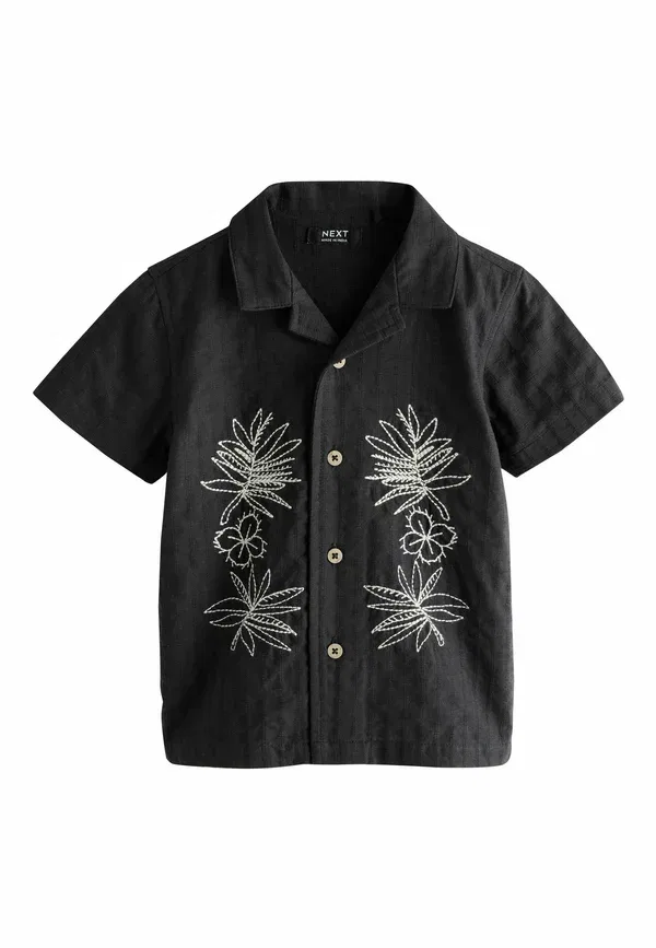 Рубашка Next, Regular fit short sleeve revere collar textured embroidered shirt, черная вышивка цветок — фото 3
