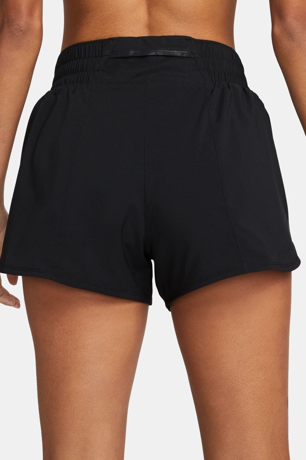 Короткие шорты One dri fit со средней посадкой длиной 3 дюйма на подкладке Nike, черный — фото 3