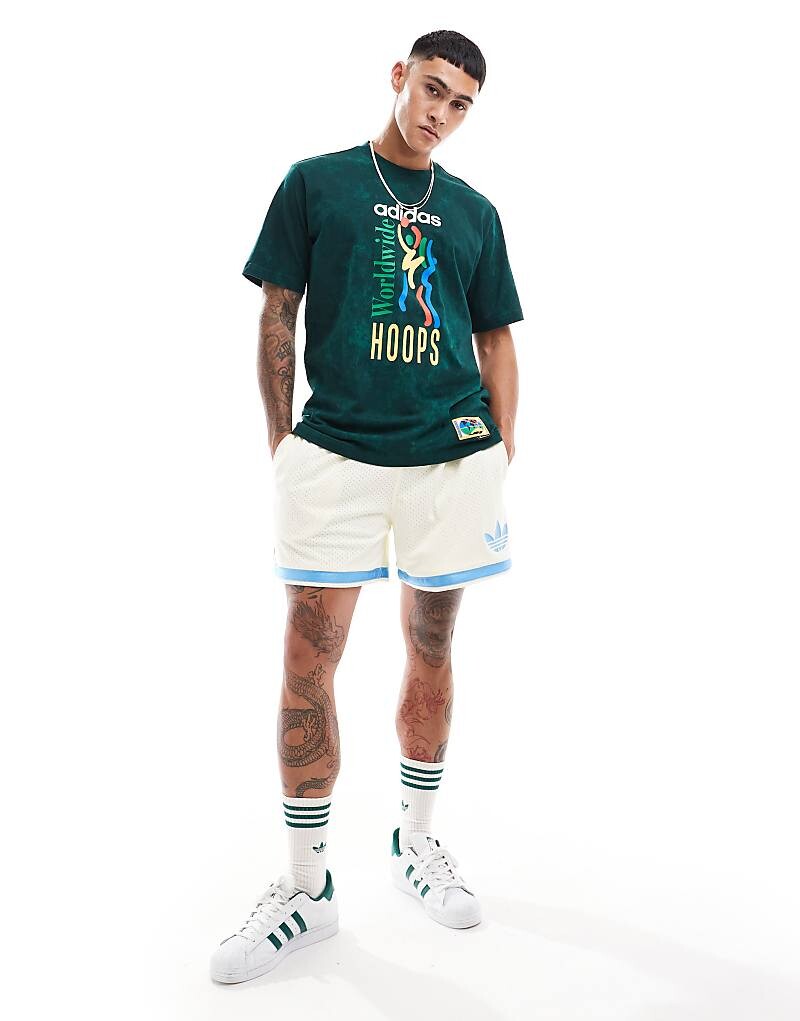 

adidas Basketball — зеленая футболка с графикой
