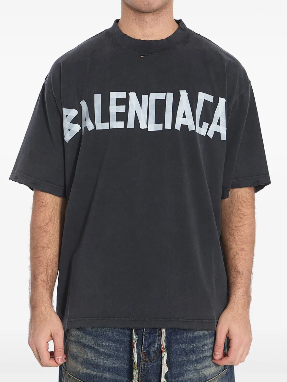 

Футболка Balenciaga Tape Type, черный