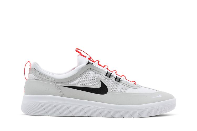 

Кроссовки Nyjah Free 2 SB 'Neutral Grey Bright Crimson', серый