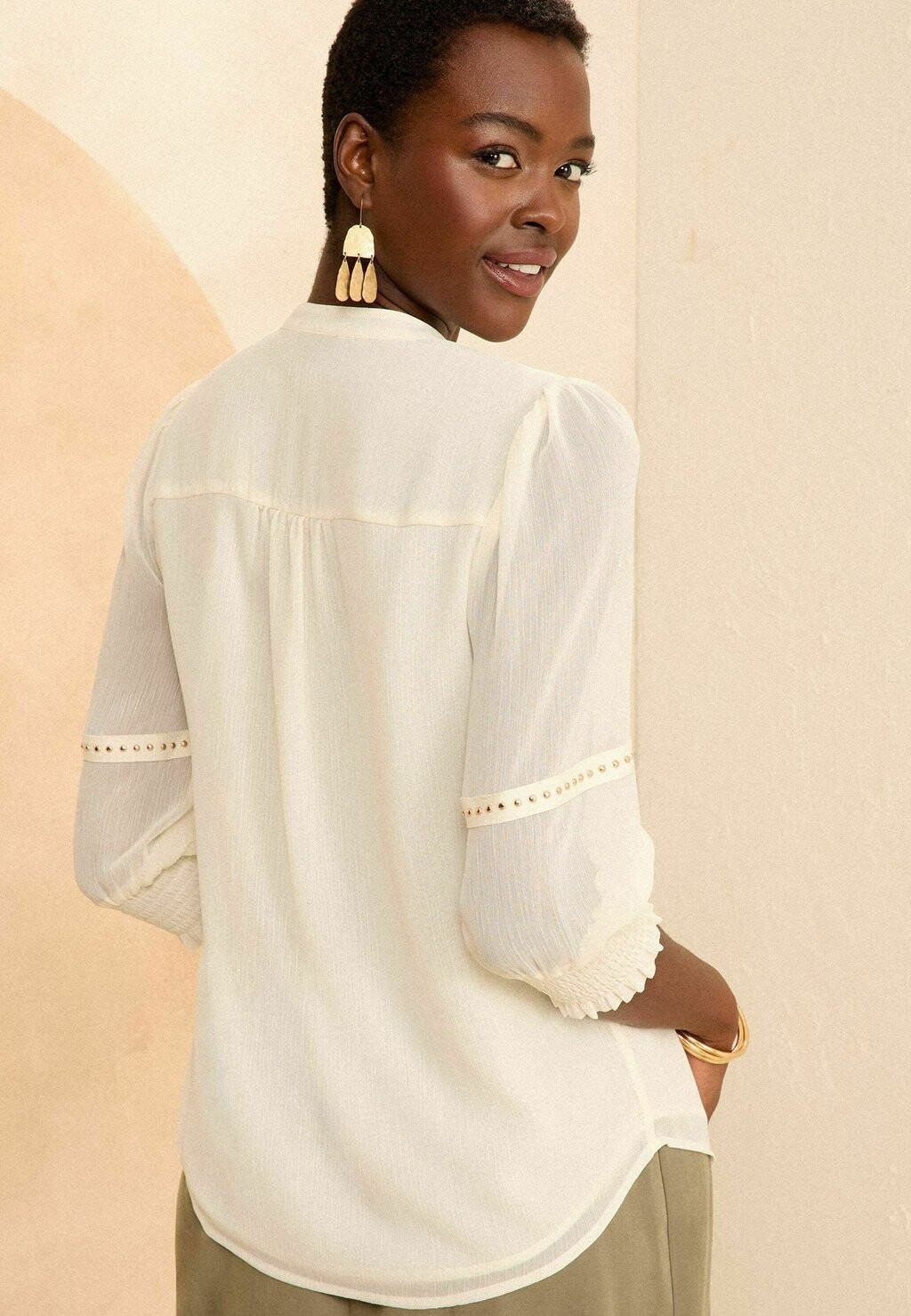 

Блуза PRINTED V NECK 3/4 SLEEVE HARDWARE, REGULAR FIT Love & Roses, белый
