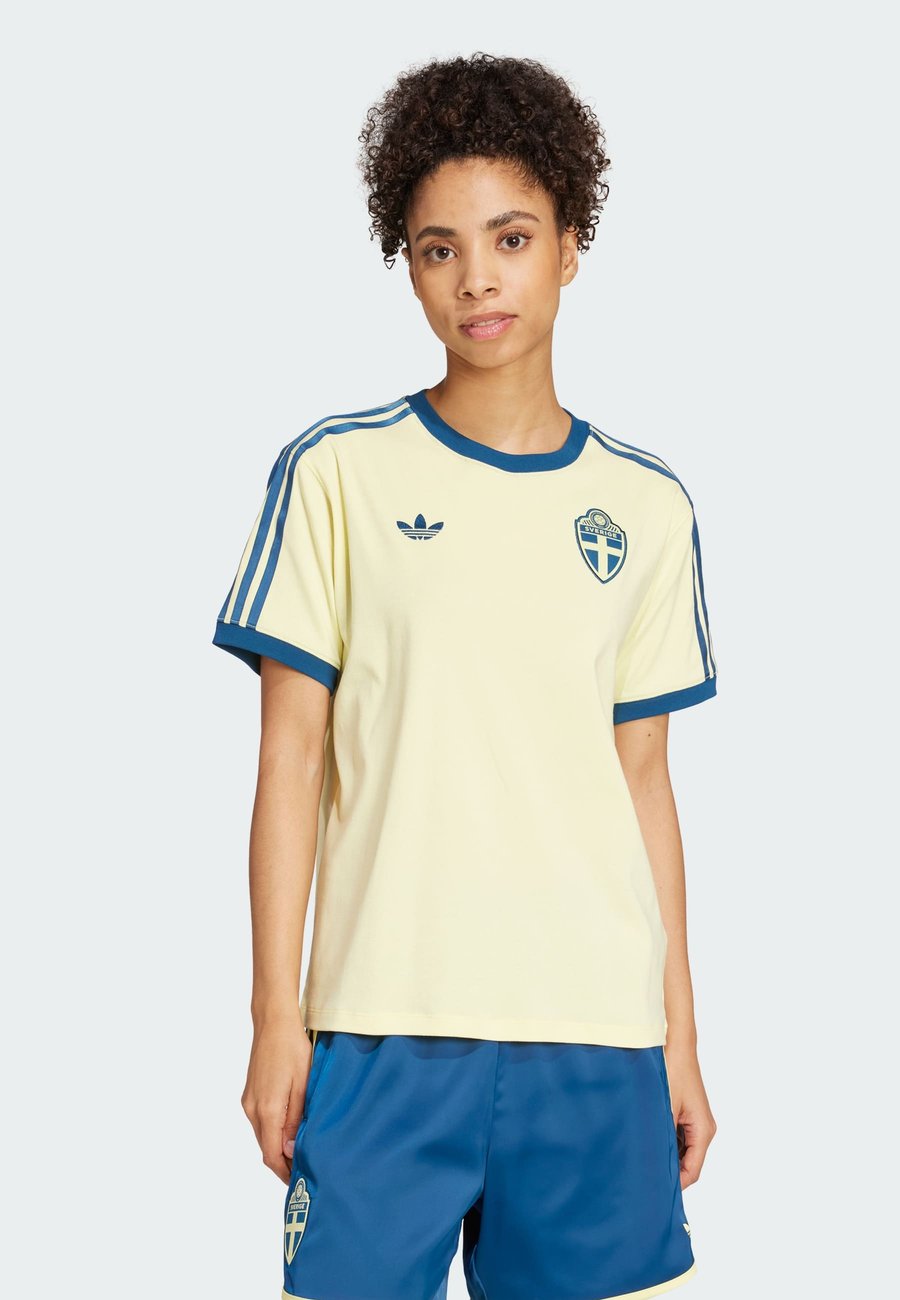 

Футболка Adidas Originals SVFF TEE, Pearl Citrine/Light Yellow, Белый, Футболка Adidas Originals SVFF TEE, Pearl Citrine/Light Yellow