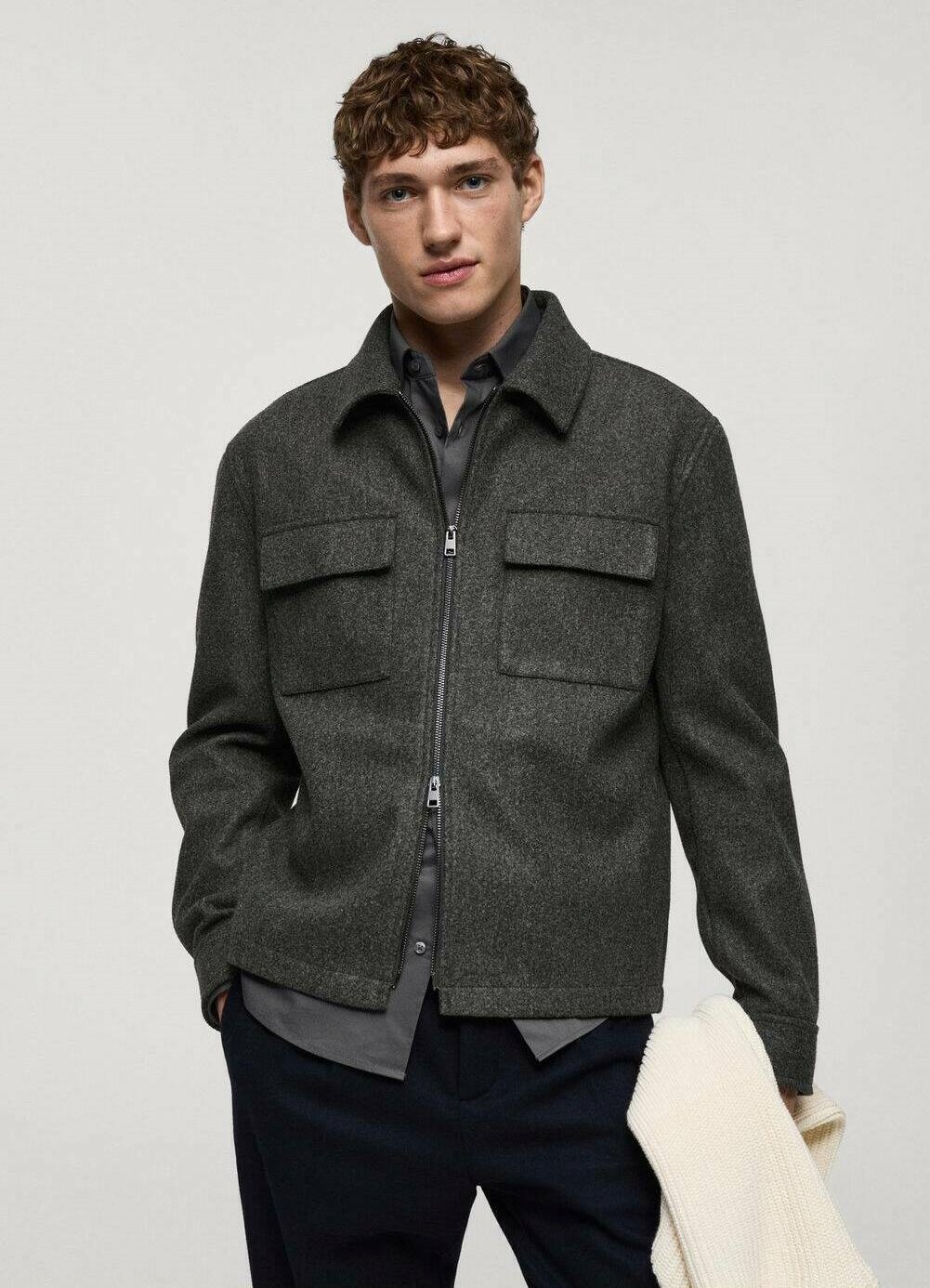 

Куртка демисезонная Mango, цвет Mottled Dark Grey