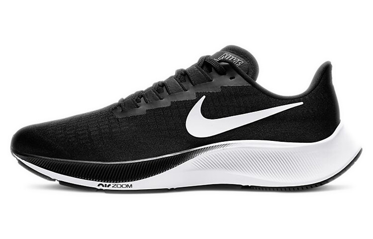 

Nike Air Zoom Pegasus 37 черный белый