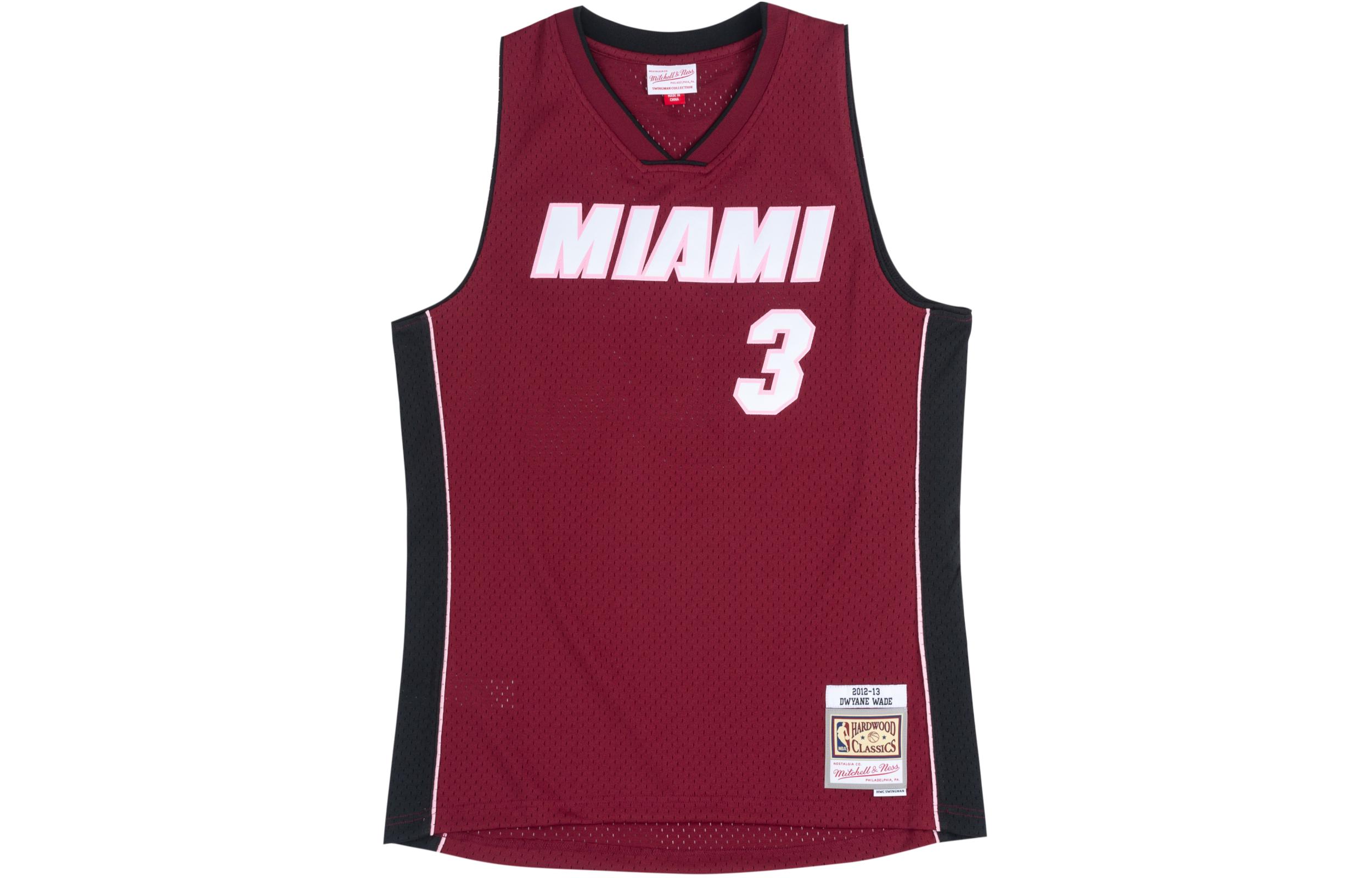 

Футболка баскетбольная Mitchell & Ness сезона 12-13, Майами Хит, Дуэйн Уэйд, размер 3, унисекс, красный Mitchell Ness