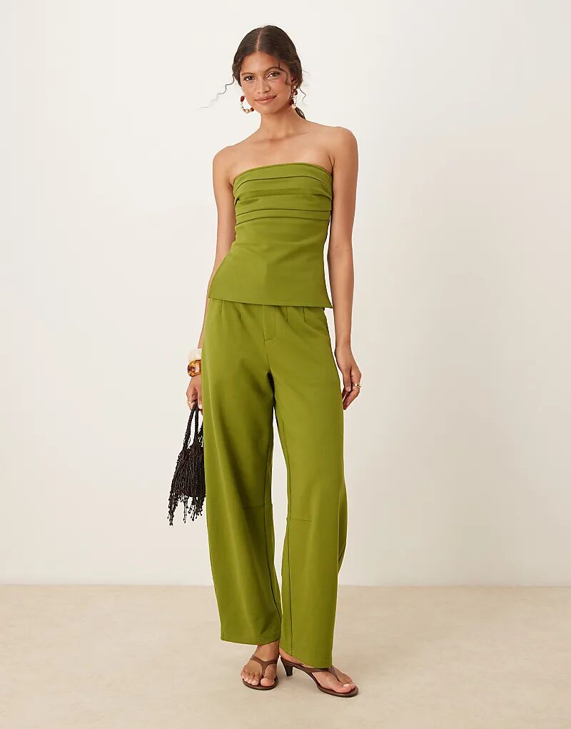 

Брюки-бочонки премиум-класса из искусственной кожи ASOS DESIGN цвета хаки