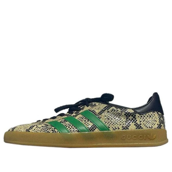 

Кроссовки adidas x gazelle 'python print' Gucci, бежевый