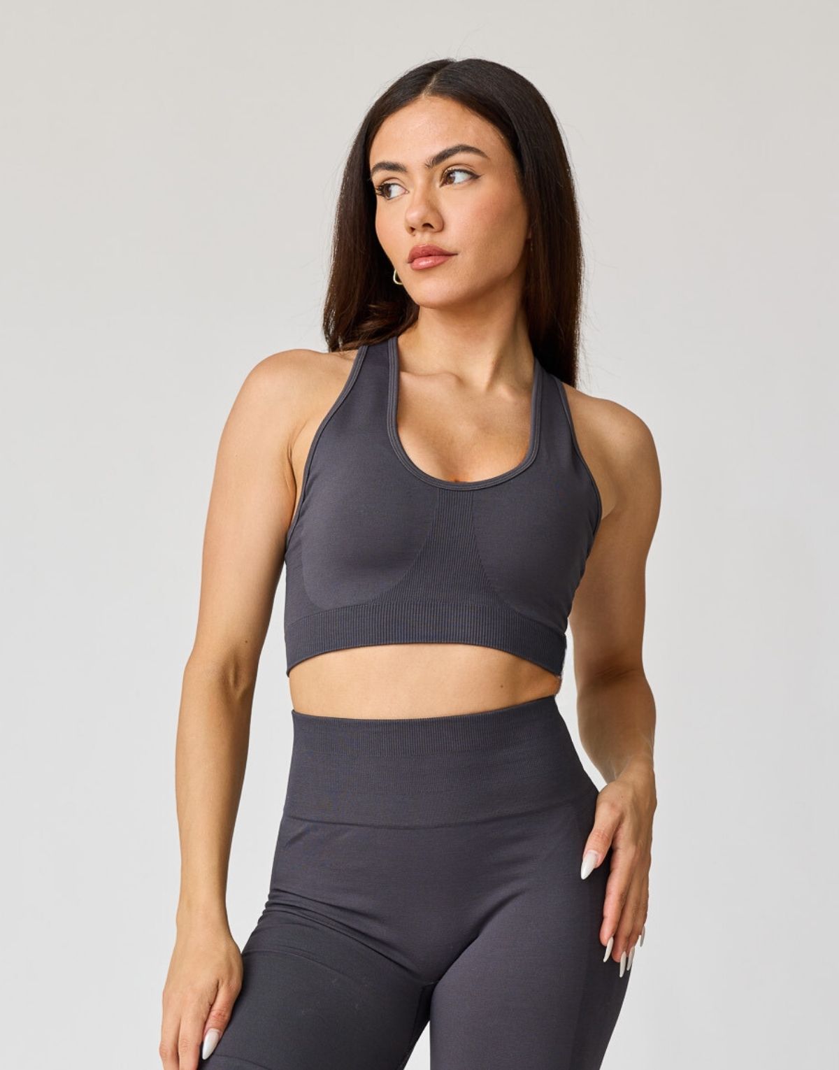 

Бесшовный бюстгальтер AirLite AVA Active, цвет steel grey