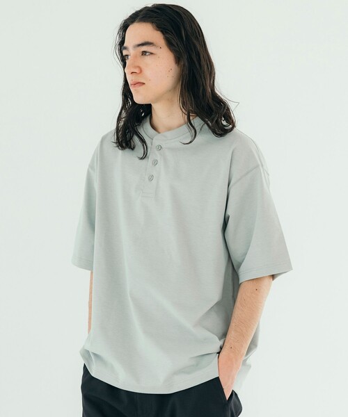 

Футболка свободного кроя с воротником-хенли из влагоотводящего и быстросохнущего полиэстера Air Dry, с защитой от УФ-излучения, плотностью 218 г, бренд FREAK'S STORE, цвет мятный