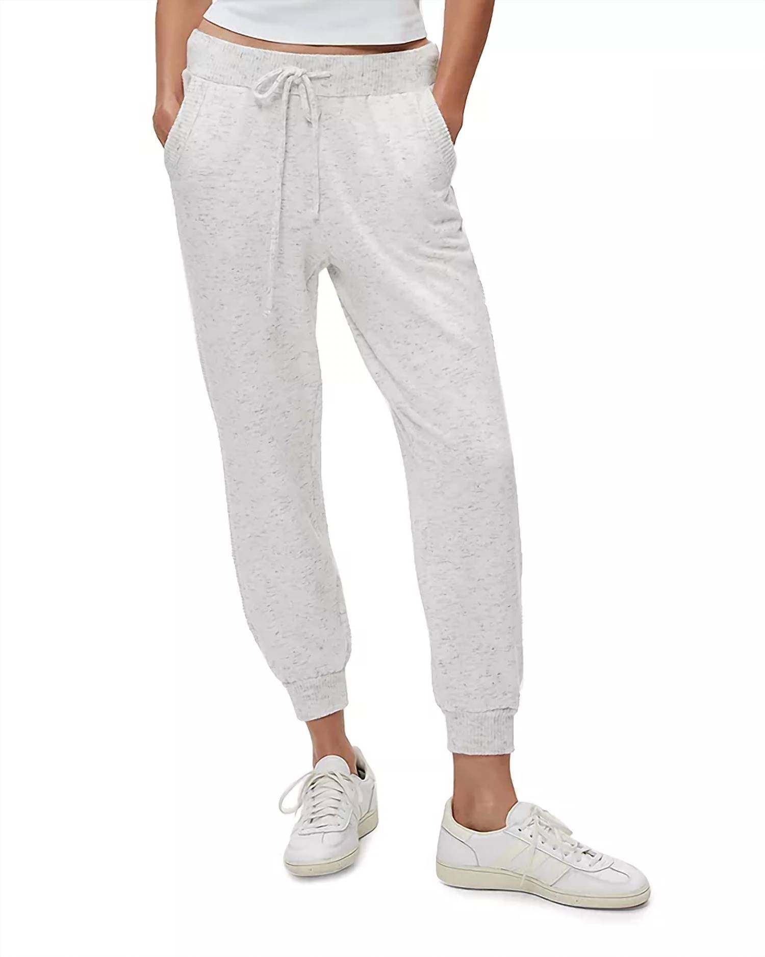 

Warren Jogger In Chalk Michael Stars, Chalk