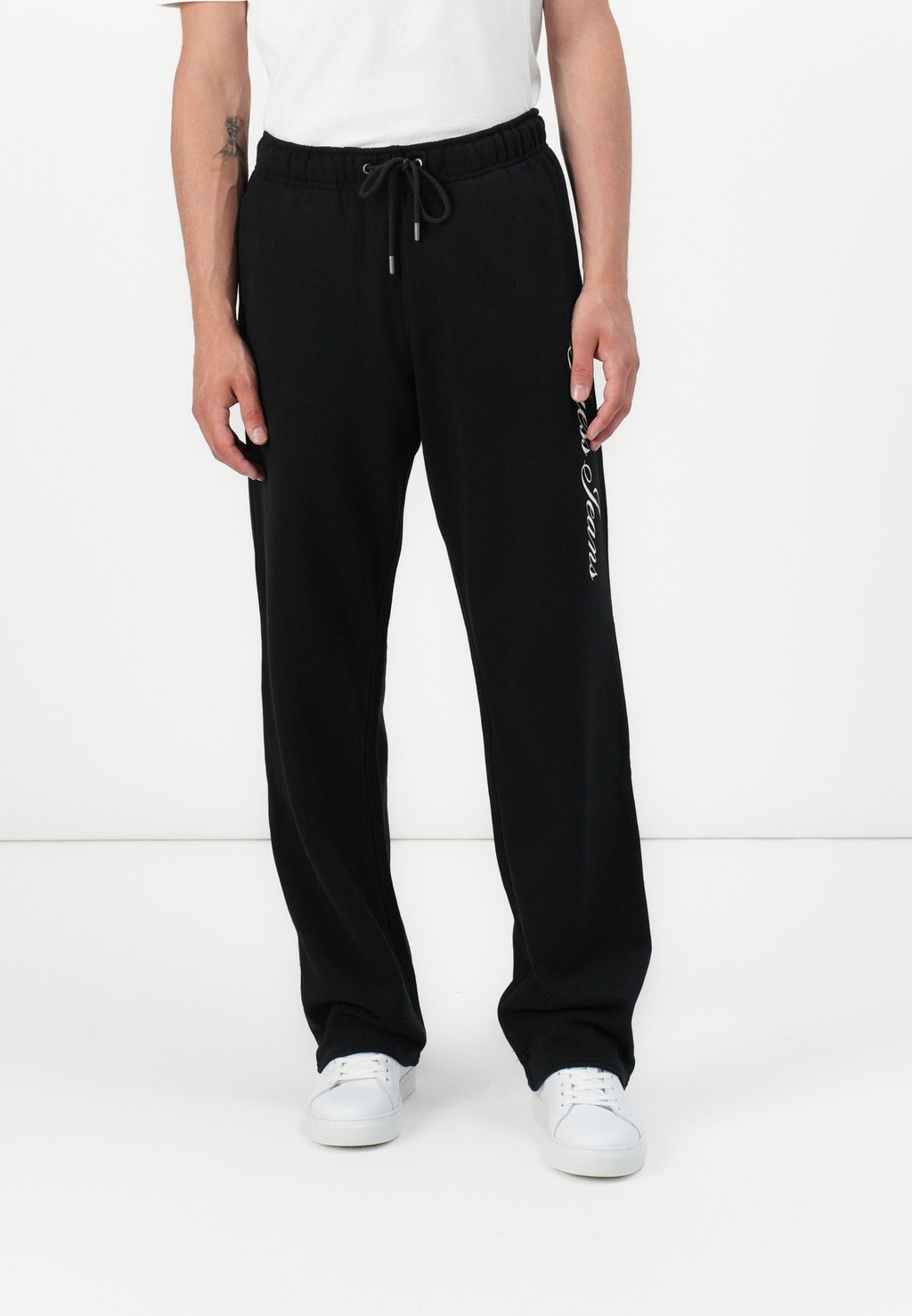 

Спортивные штаны JOGGER SCRIPT Guess Jeans, черный