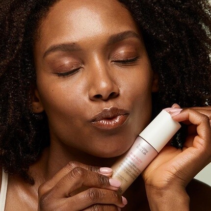 Sensilis Skin Glow Make-Up Foundation Увлажняющее и сияющее легкое покрытие для тусклой кожи 30 мл, оттенок 03 Sand Rilastil — фото 3