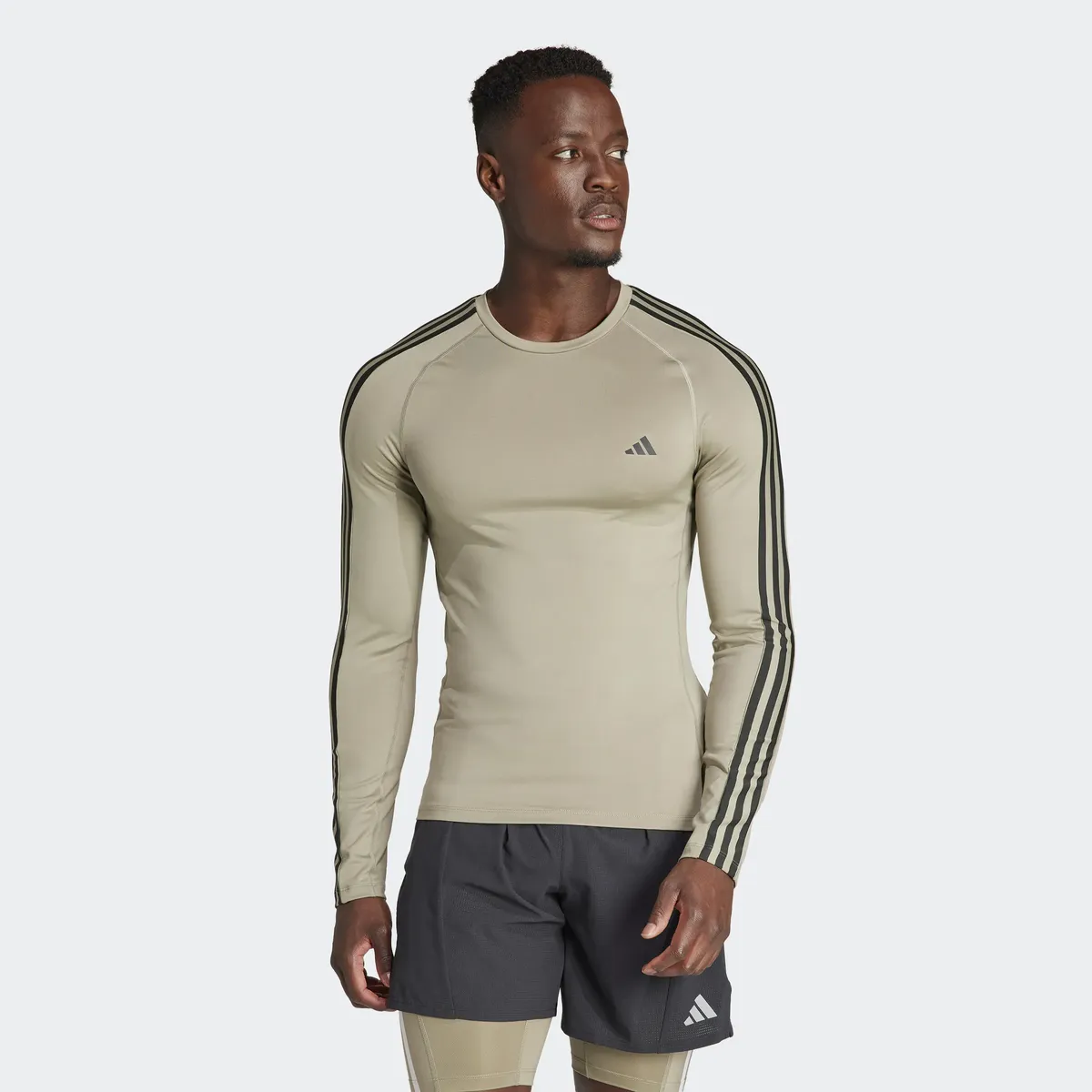 

Функциональная рубашка adidas Performance "TECHFIT 3STRIPES TRAINING LONGSLEEVE", цвет Silpeb