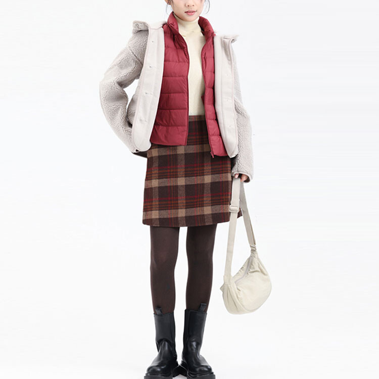 Бархатная куртка женская светло-бежевая Uniqlo — фото 3
