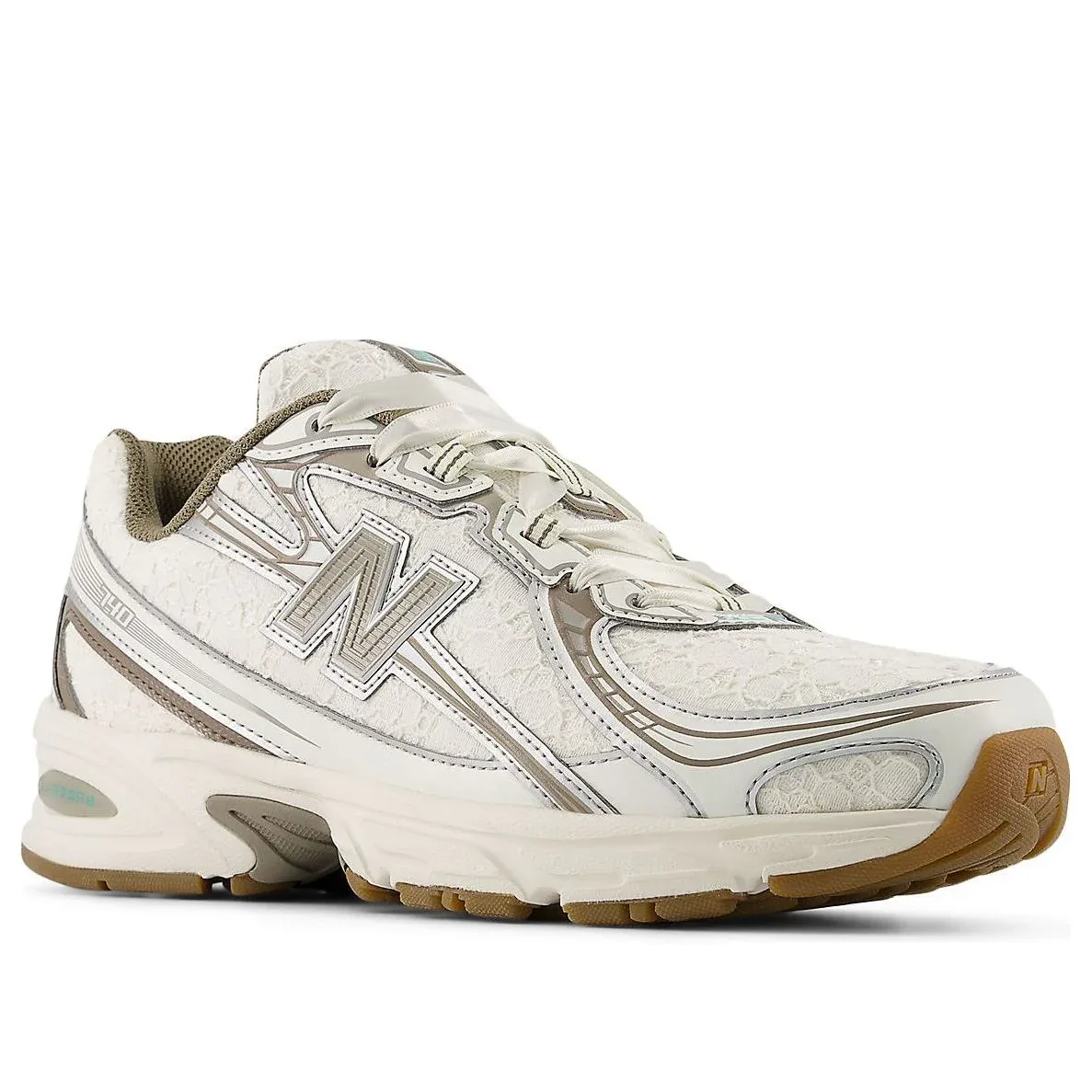 Кроссовки New Balance x CALIA The Clarity 740 'Sea Salt/Arid Stone', белый — фото 2