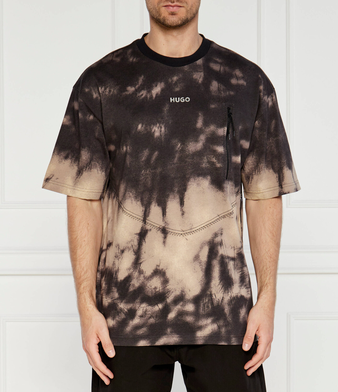 

Футболка HUGO Regular Fit, коричневый