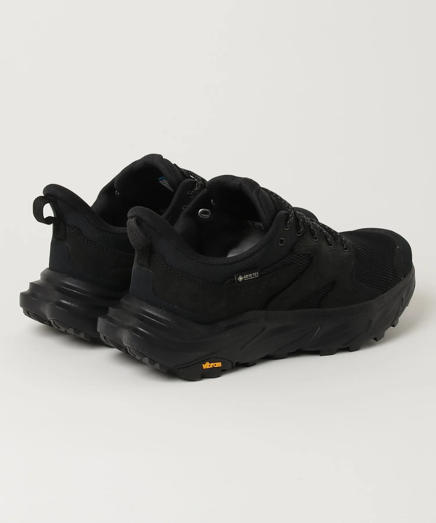Мужские низкие кроссовки для хайкинга ANACAPA 2 LOW GTX HOKA чёрные — фото 2
