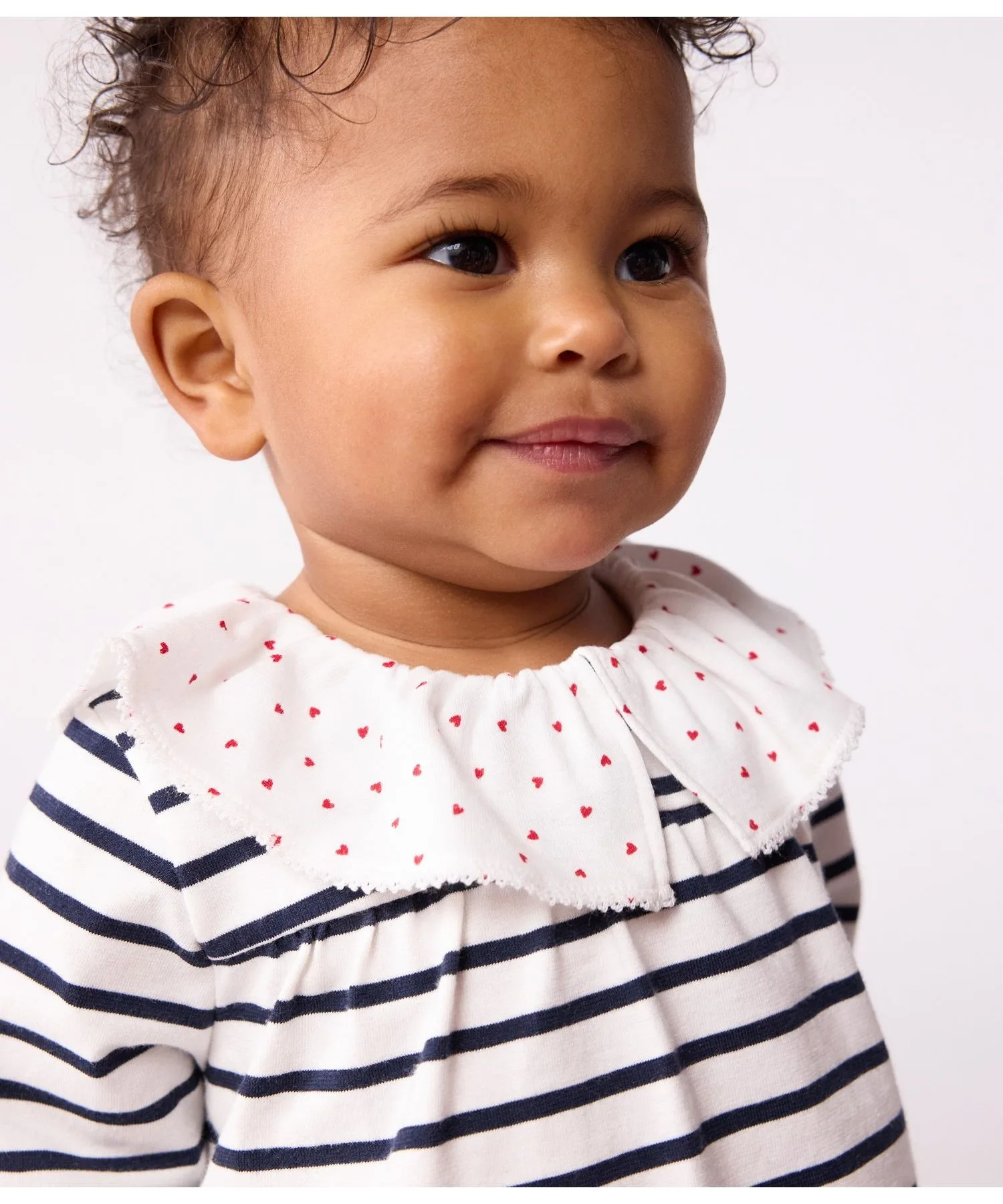 Детская блуза с длинным рукавом в стиле мариньер с фрилом PETIT BATEAU бело-синяя — фото 2