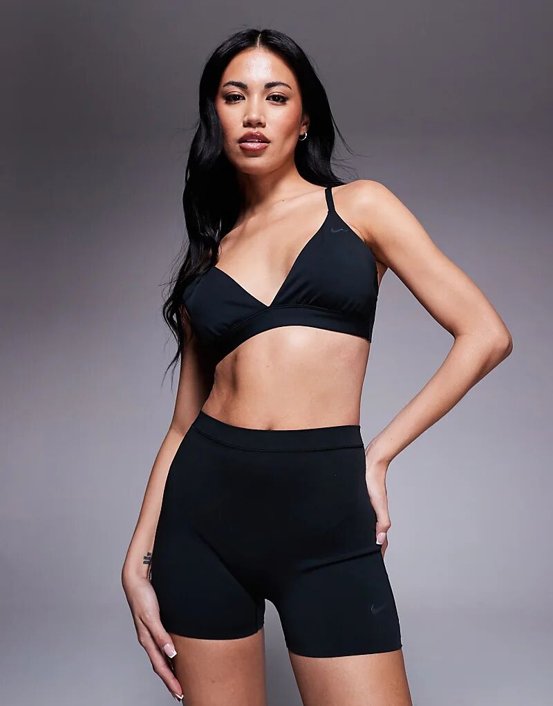 

Шорты Nike Training Form Dri-FIT 3 дюйма черного цвета