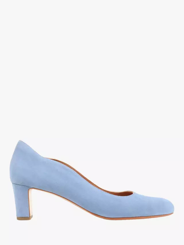 

Туфли-лодочки Jones Bootmaker Zoey Suede Scallop Heeled, цвет powder/blue