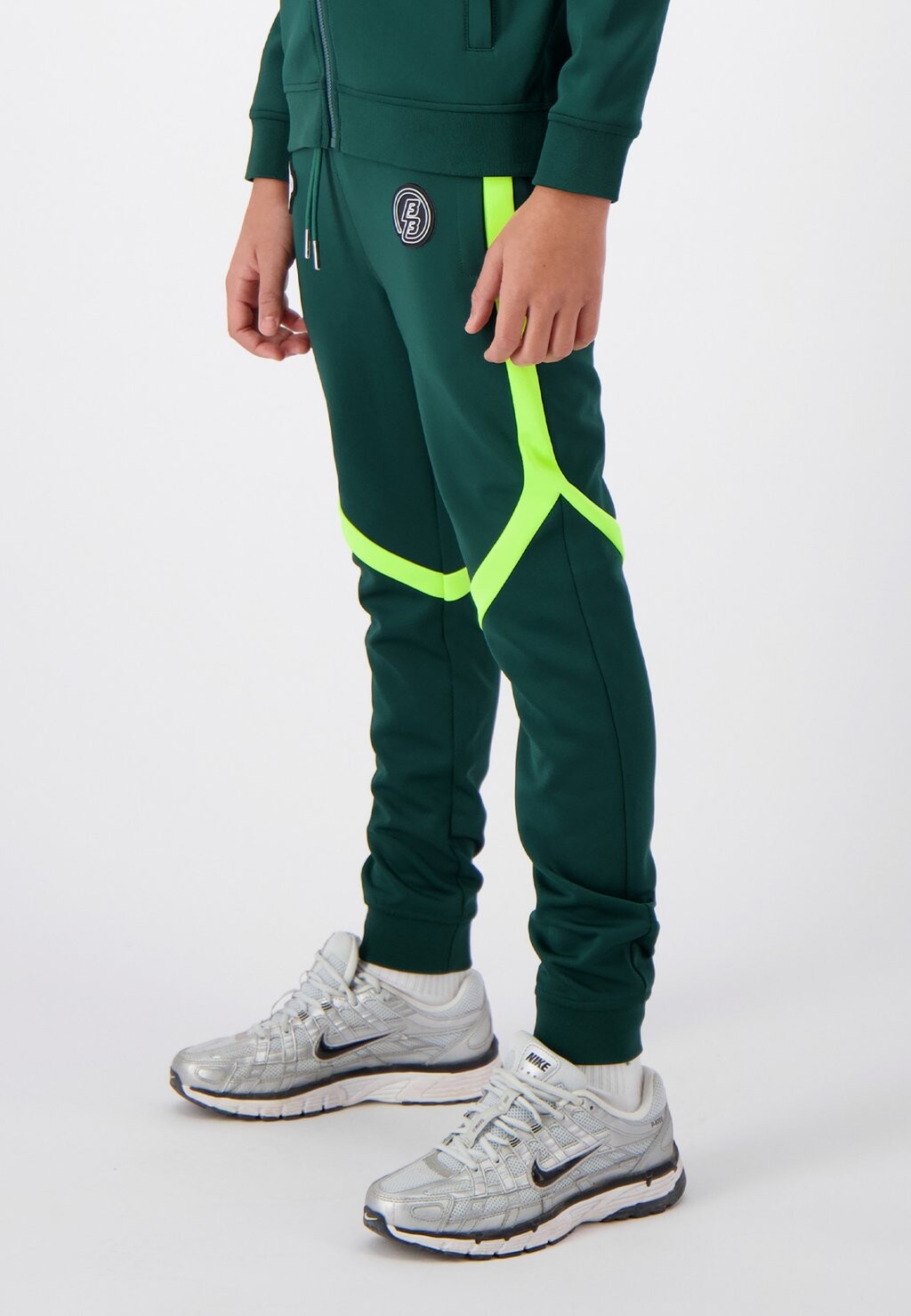 

Спортивные брюки JOGGING COMPOUND Black Bananas, зеленый