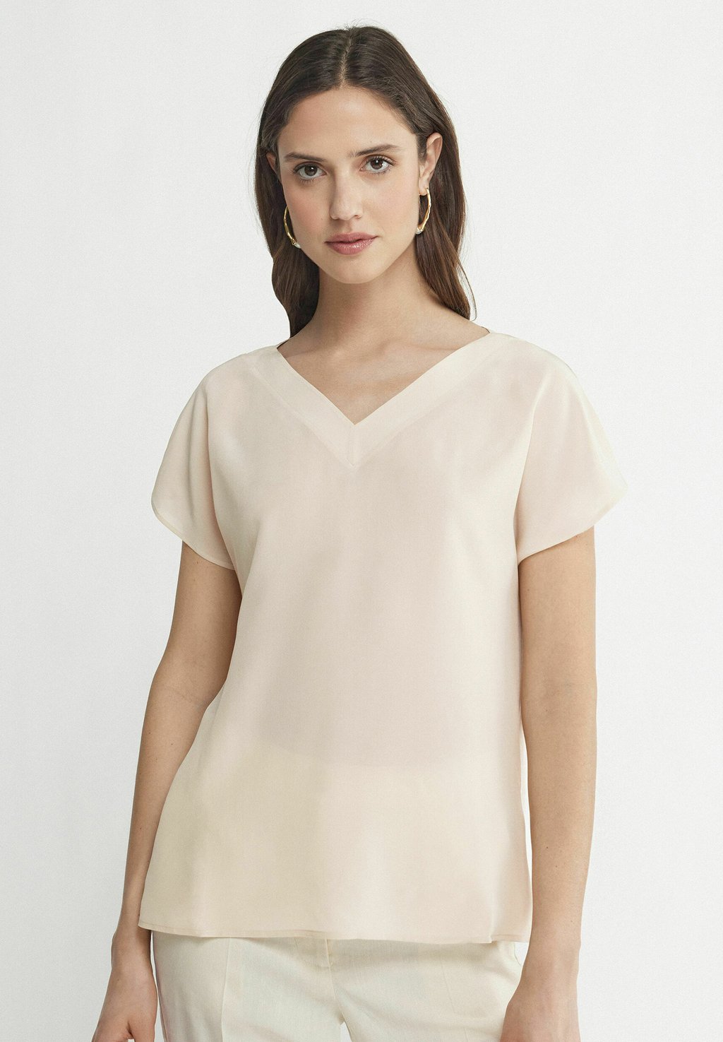 

Блуза Basic T-shirt Falconeri, цвет Natürlich Light Mother Of Pearl Grey